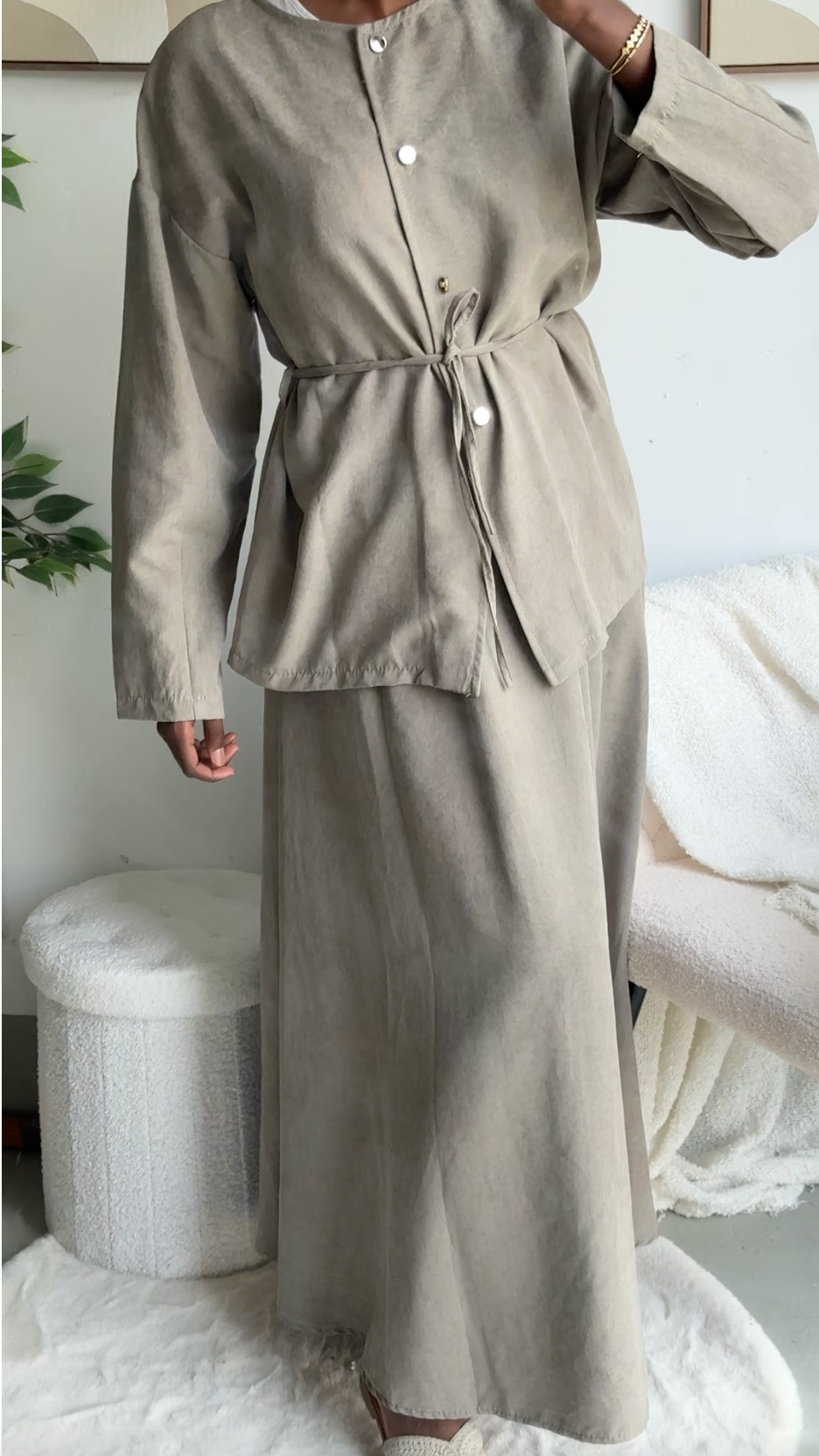 SAYALI – Cord-Zweiteiler in Olivgrün